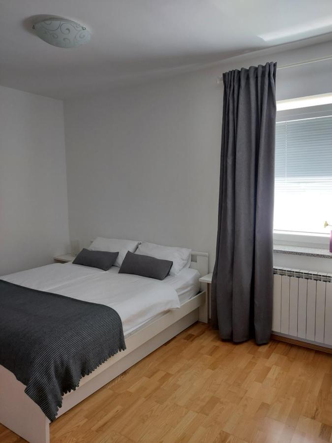 Guesthouse Pri Mihelovih Sežana Eksteriør billede