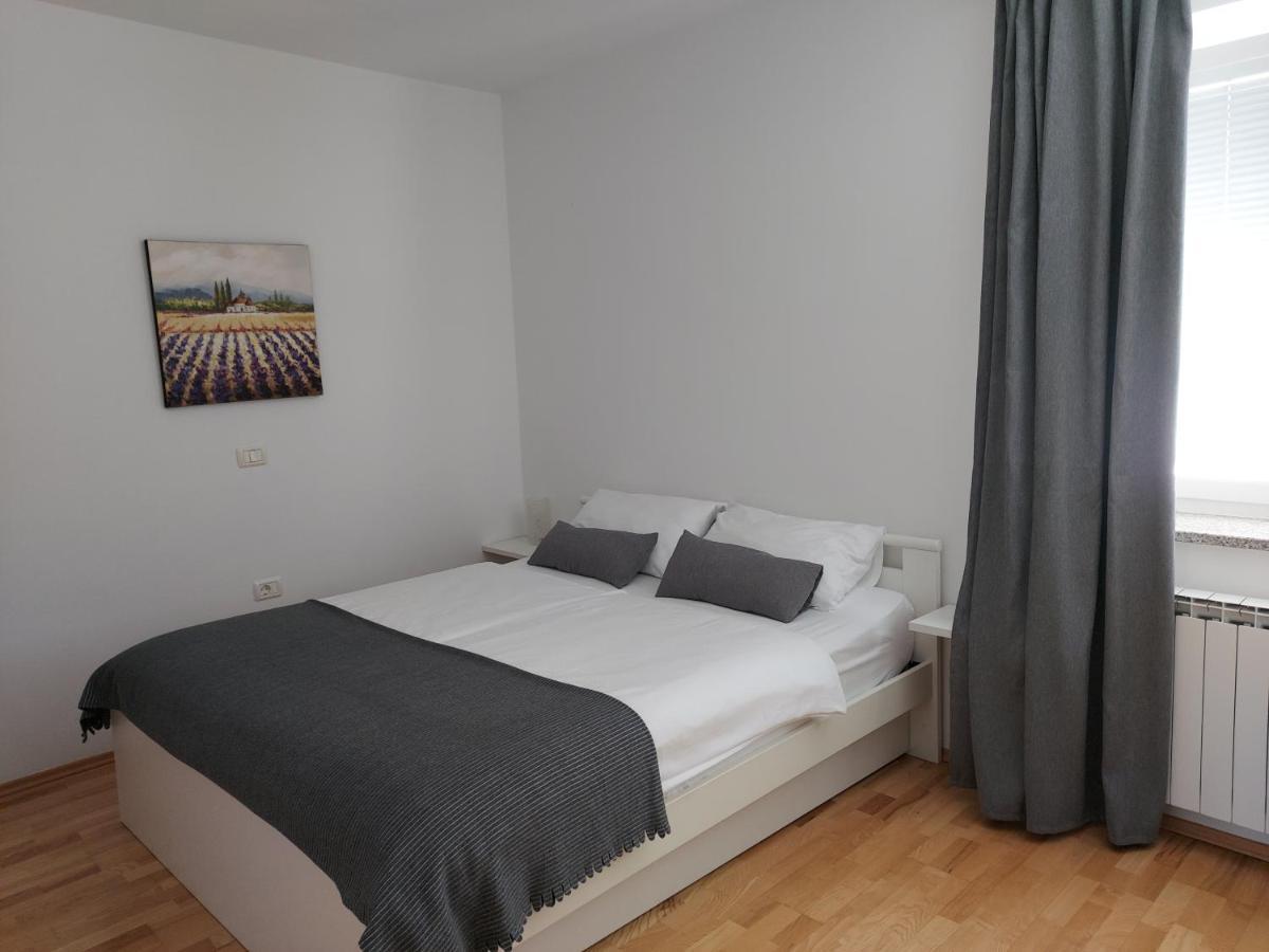 Guesthouse Pri Mihelovih Sežana Eksteriør billede